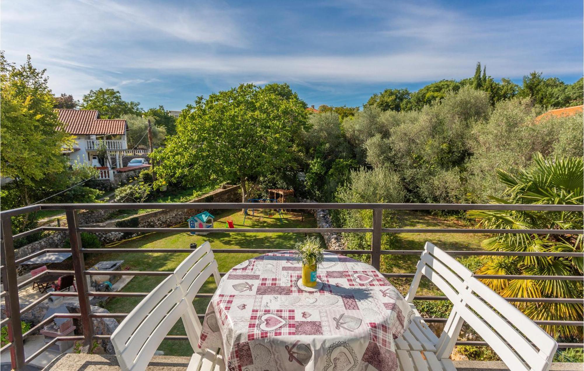 Nice Apartment In Krk With Wifi Risika Bagian luar foto